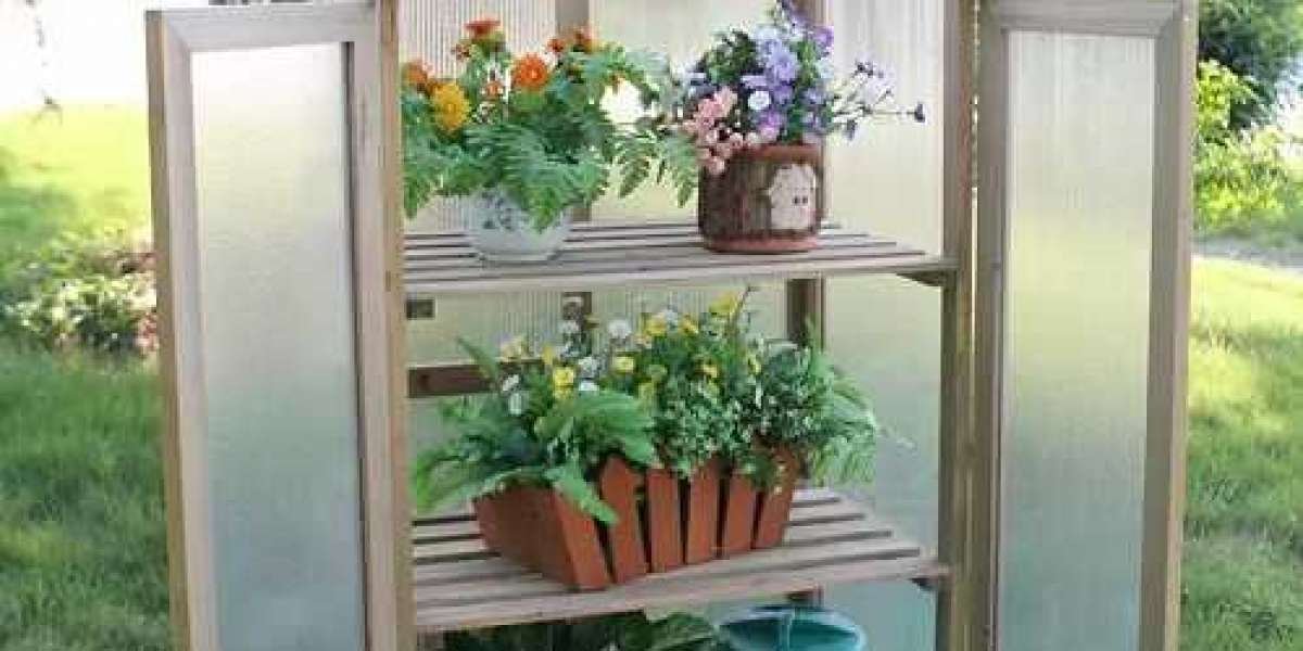 Introduction to the use and function of greenhouse planting boxes