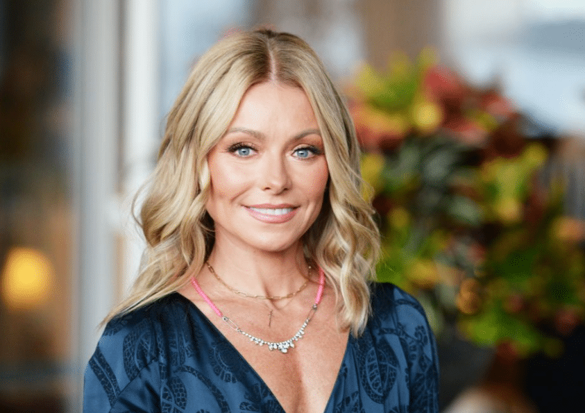 All Things About Kelly Ripa & Mark Consuelos - ItsCurrentFashion