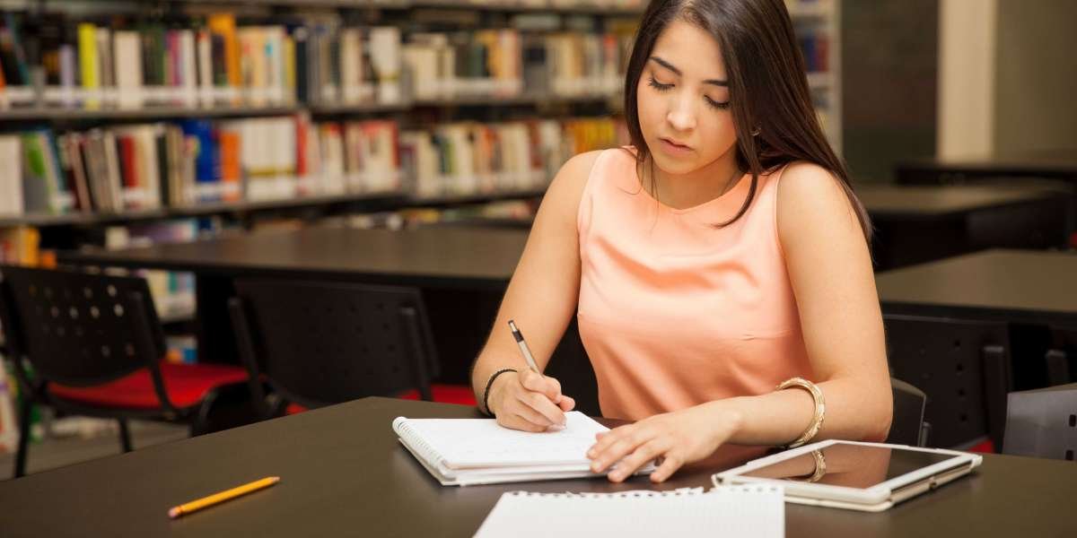 Unveiling the Expertise of Essay Help Online