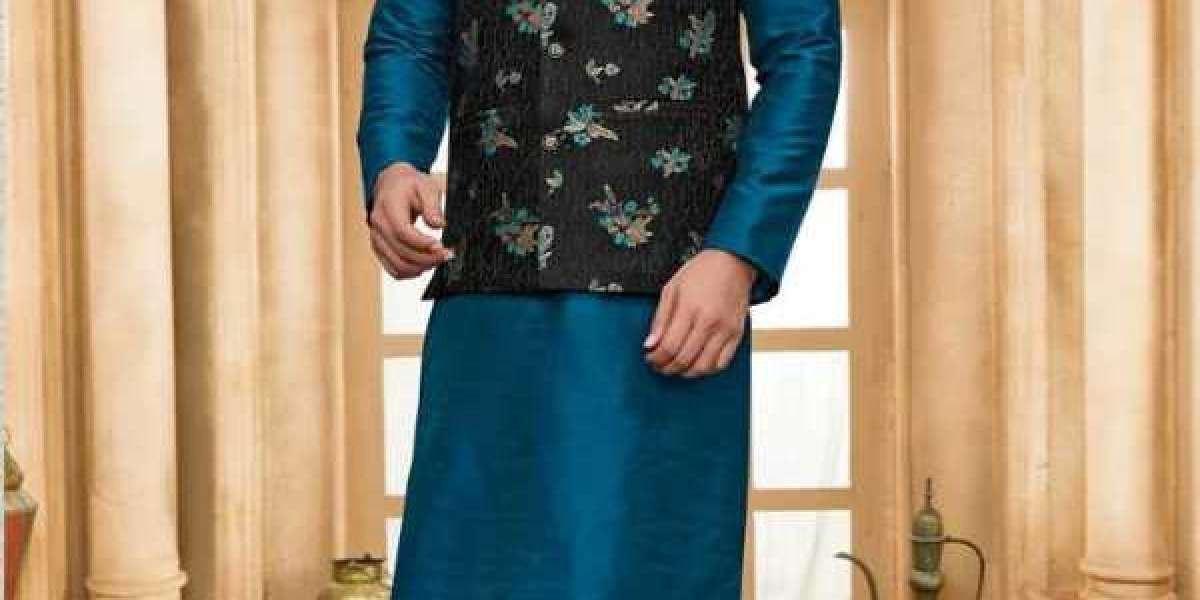 Tradition Meets Celebration: Men's Ethnic Outfit Ideas for Housewarming Parties