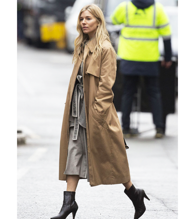 Sienna Miller Anatomy Of A Scandal 2022 Brown Trench Coat