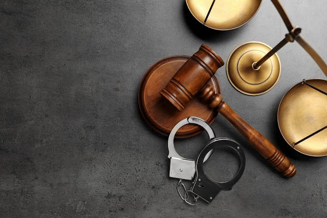 Can a Criminal Defense Attorney in Los Angeles Help with Plea Bargains or Negotiations?